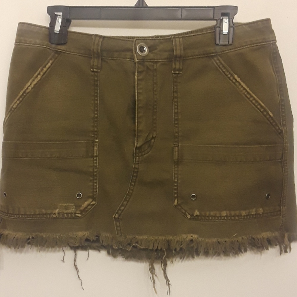 Free People olive cargo denim mini skirt size 29